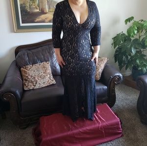 Black lace maxi dress